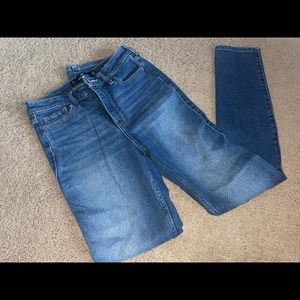 Hollister 1R blue jeans